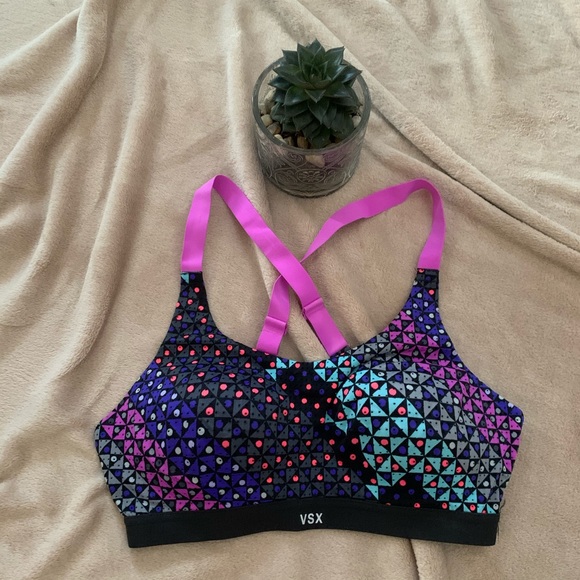 Victoria’s Secret sport bra/top size 34C - Picture 2 of 5